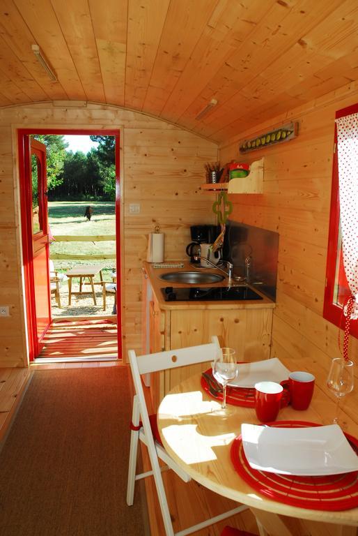 Gypsy Nature B&B Jumelles  Phòng bức ảnh